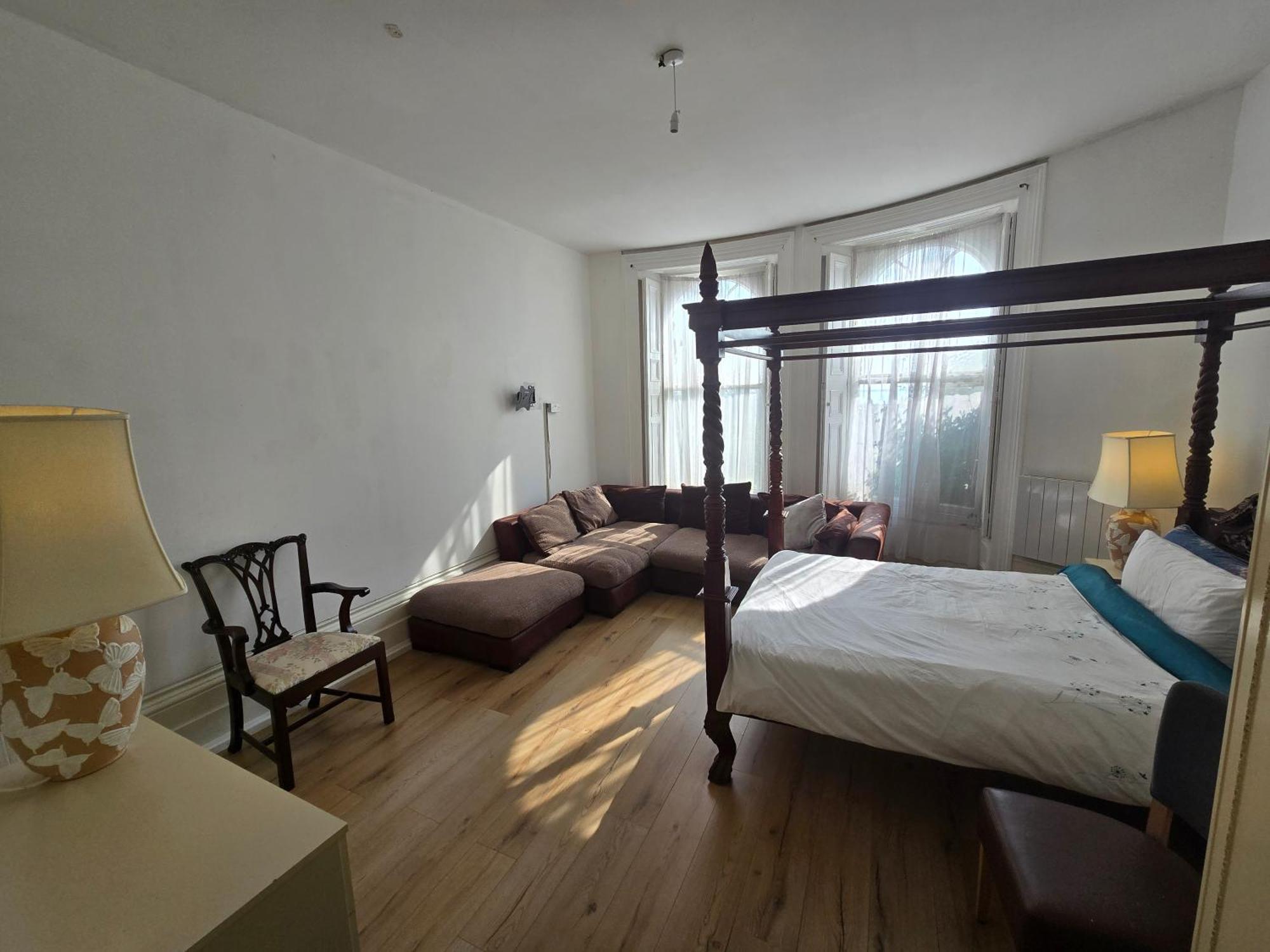Studio Next To Port, Cliffs, With Parking 도버 외부 사진