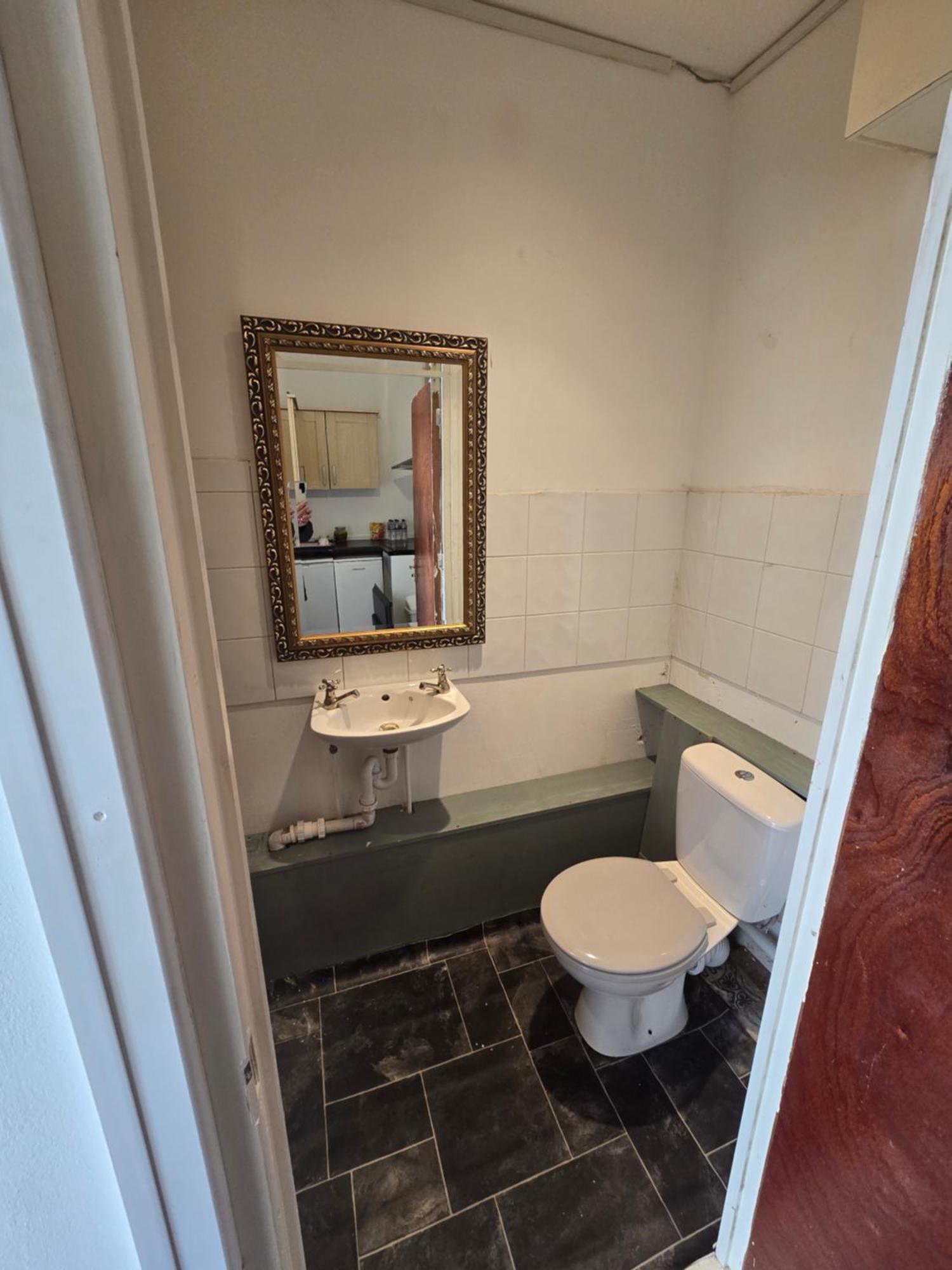 Studio Next To Port, Cliffs, With Parking 도버 외부 사진